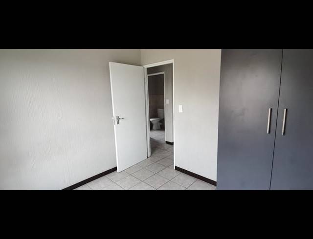2 BEDROOM PROPERTY TO RENT IN WILGEHEUWEL